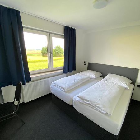 Zzzimple - Staffless & Self Check-In Hotel Pillig Eksteriør billede